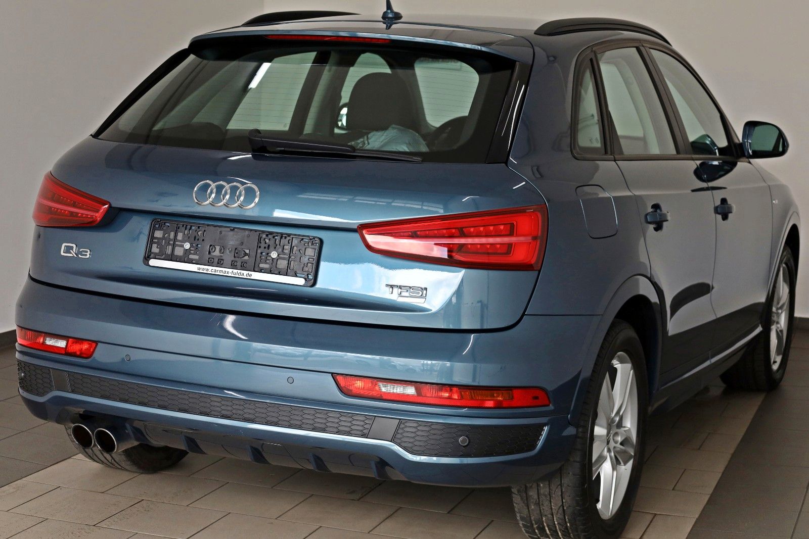 Fahrzeugabbildung Audi Q3 S Line, Navi,LED,Keyless,PDC,SH,AHK SR+WR