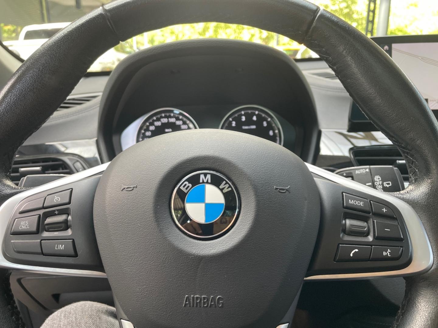 BMW X1 sDrive20i Sport Line *PANO*SHZ*PDC*ACC*, миниатюра 11