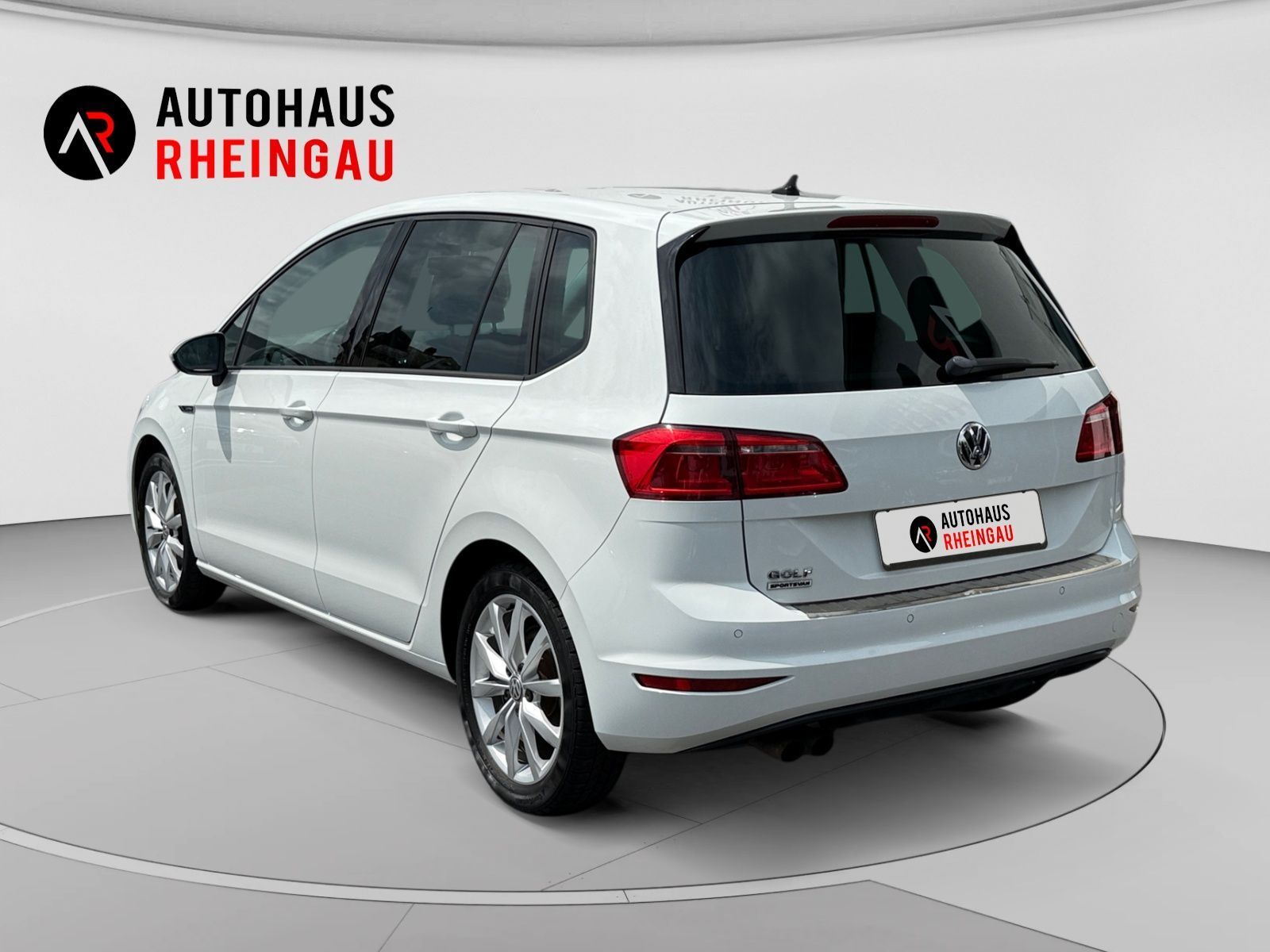 Fahrzeugabbildung Volkswagen Golf Sportsvan Golf VII Sportsvan 1.4 TSI BMT Lo
