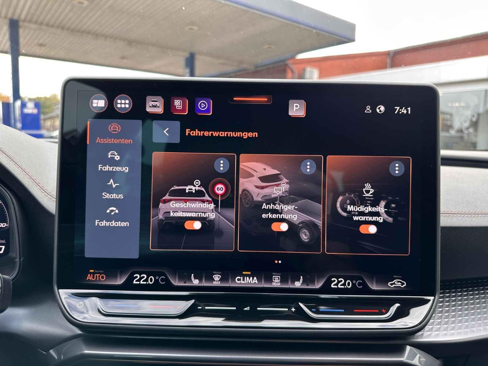 Fahrzeugabbildung CUPRA Formentor 2.0 TSI 4Drive AHK/ACC/LED/SHZ/RFK/PDC