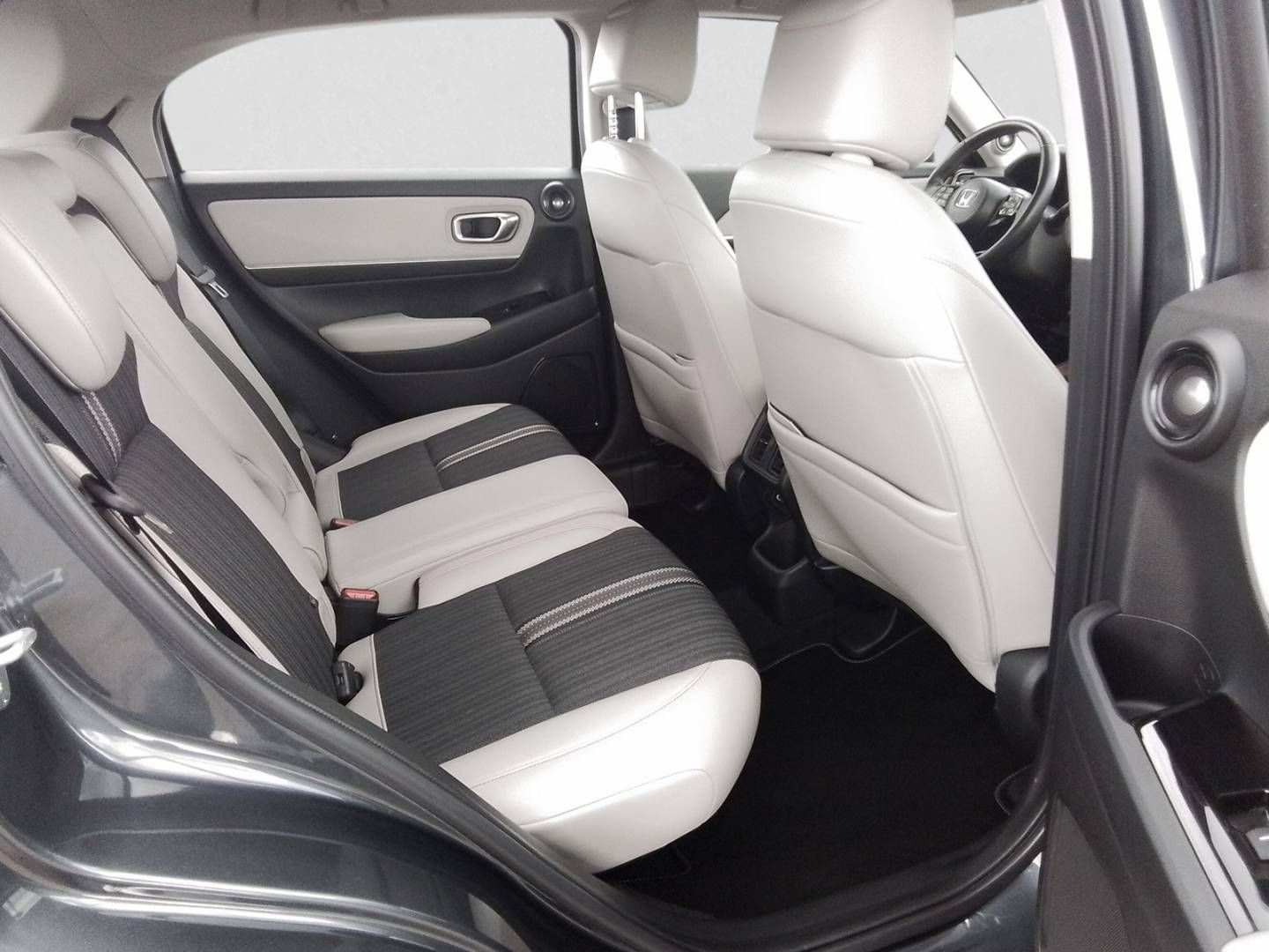 Fahrzeugabbildung Honda HR-V Hybrid 1.5 e CVT Advance Style