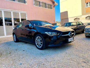 Mercedes CLA 180 Shooting Brake - 4