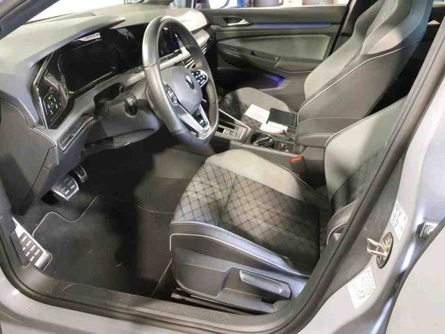 Golf VIII 2.0 TSI R-LINE BLACKSTYLE PANO+KAM+ACC