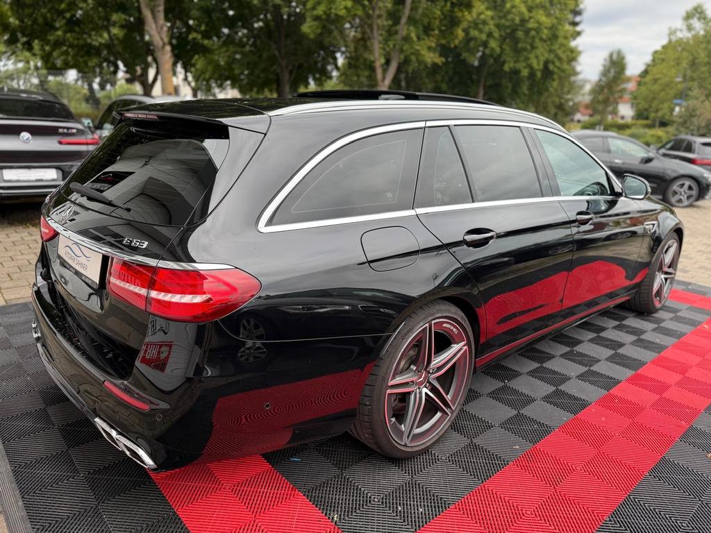 Mercedes-Benz E 63 AMG