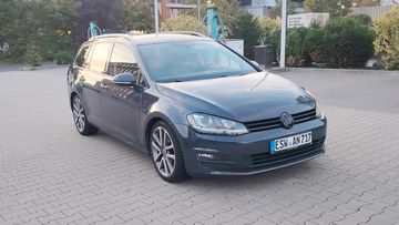 Volkswagen Golf - 2
