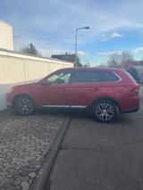 Mitsubishi Outlander 2.2 DI-D Plus ClearTec 4WD Auto Plus - Mitsubishi Outlander: Von Privat