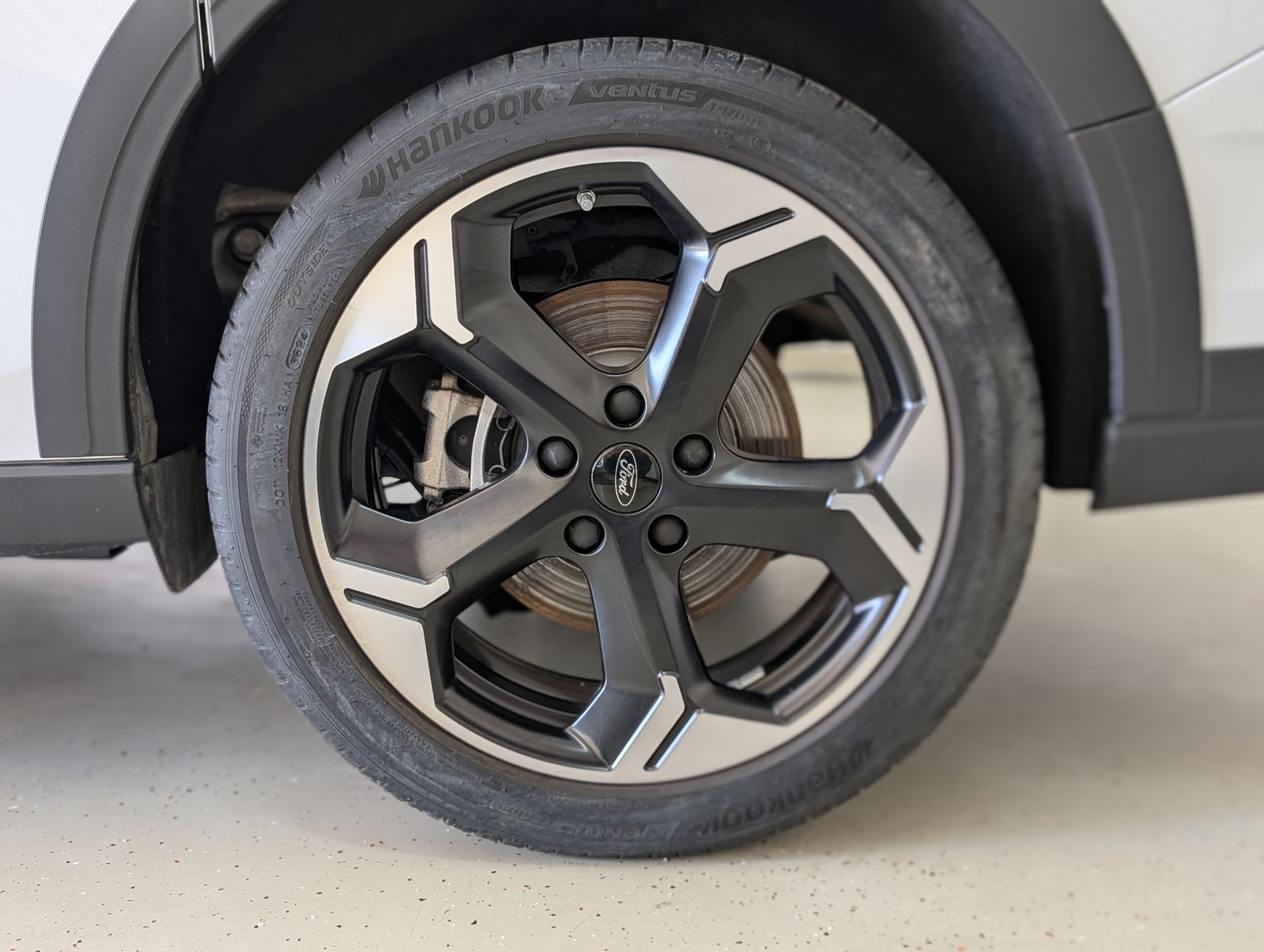 Fahrzeugabbildung Ford Tourneo Connect L2 Active 7-SI Bi-LED PANO AHK C