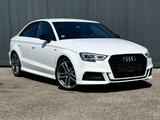 Audi A3 35 TFSI S tronic S line Limousine S line - Audi Behindertengerecht