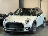 MINI Cooper D Clubman Panorama/Keyless/LED - silberne MINI Cooper D Clubman