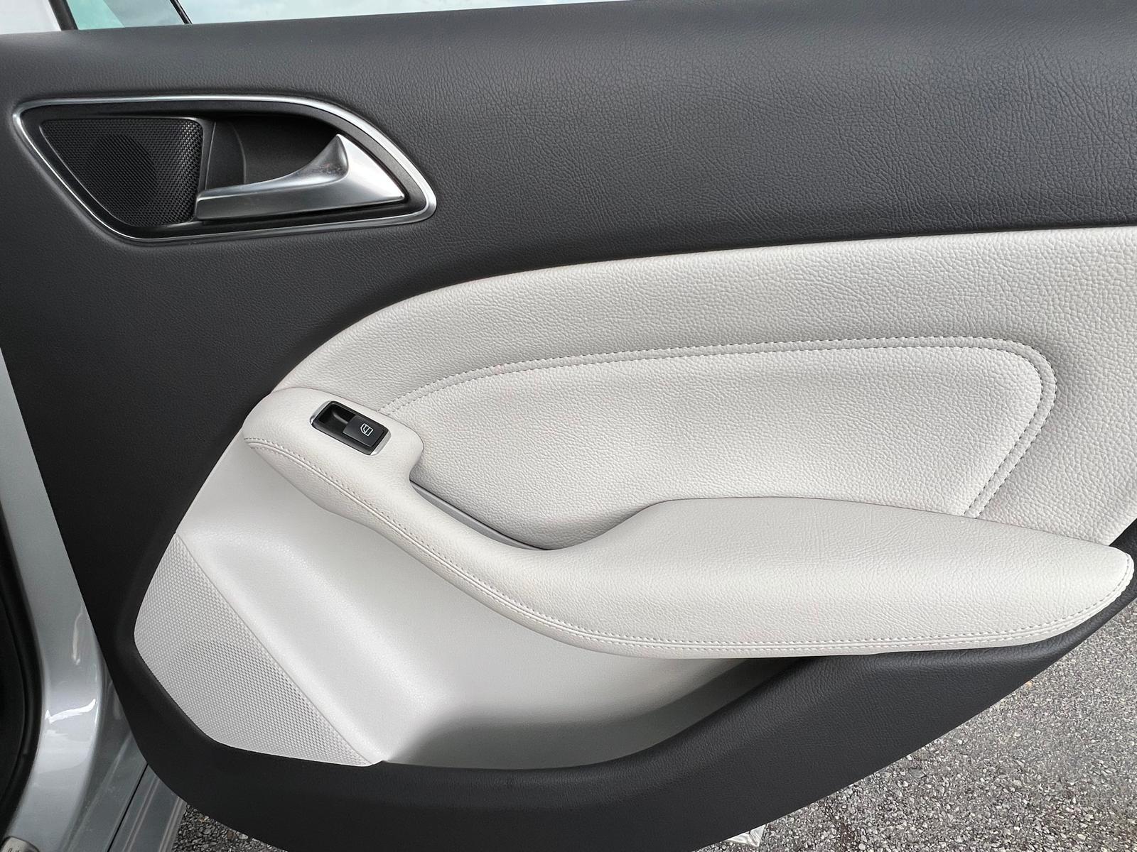 Mercedes-Benz B 180 NAVI/RFK/AHK/LEDER