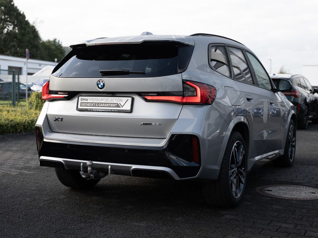BMW X1 xDrive23i M-Sport PANO AHK HUD 360° LED ACC foto 5
