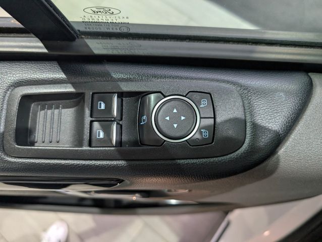 Ford Tourneo Custom L2 Titanium 185PS Automatik