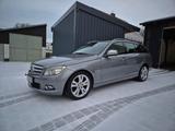Mercedes-Benz Mercedes C230 T Modell W204 - Mercedes-Benz C 230: Kombi
