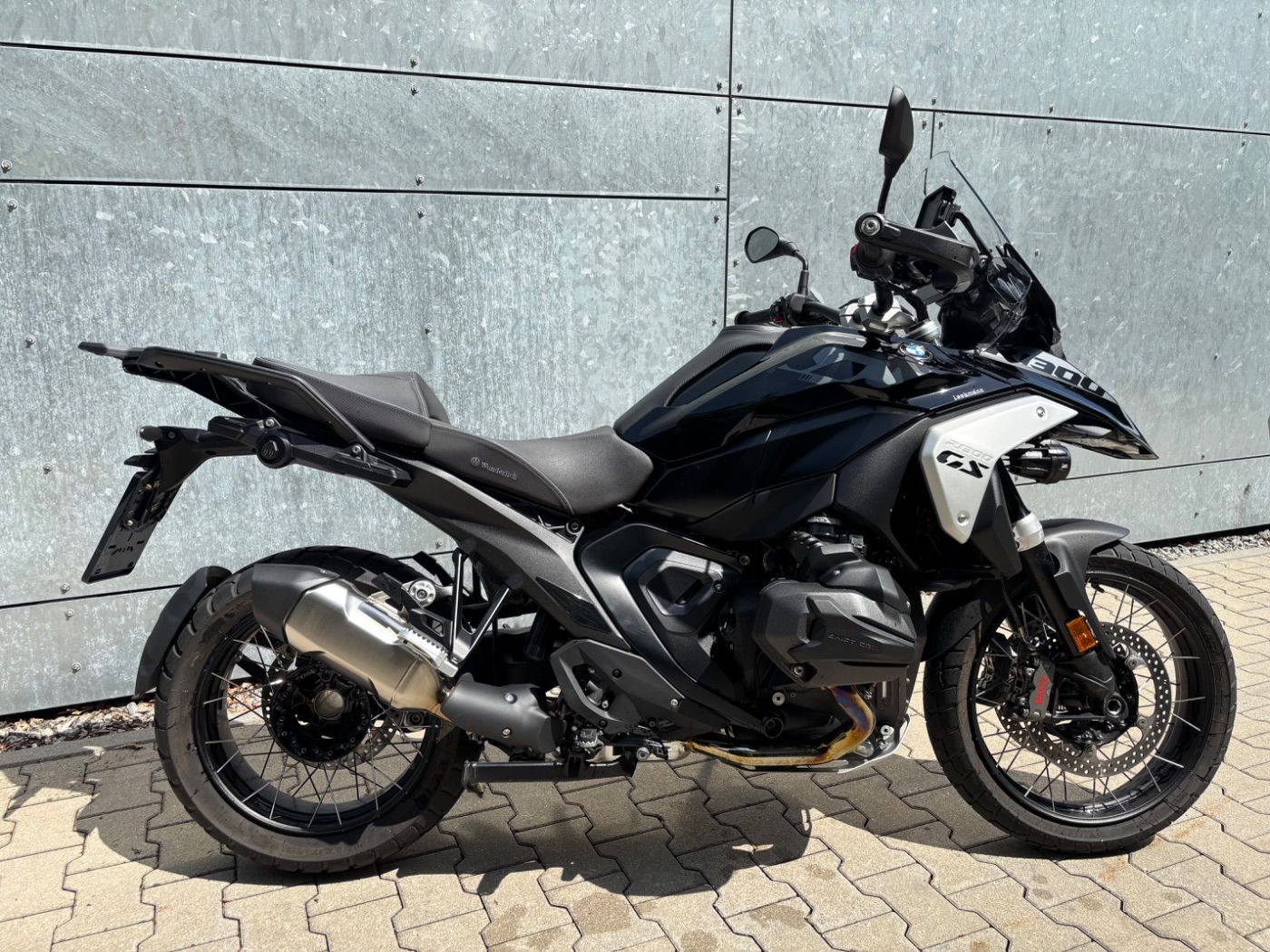 Fahrzeugabbildung BMW R 1300 GS Triple Black ASA ACC