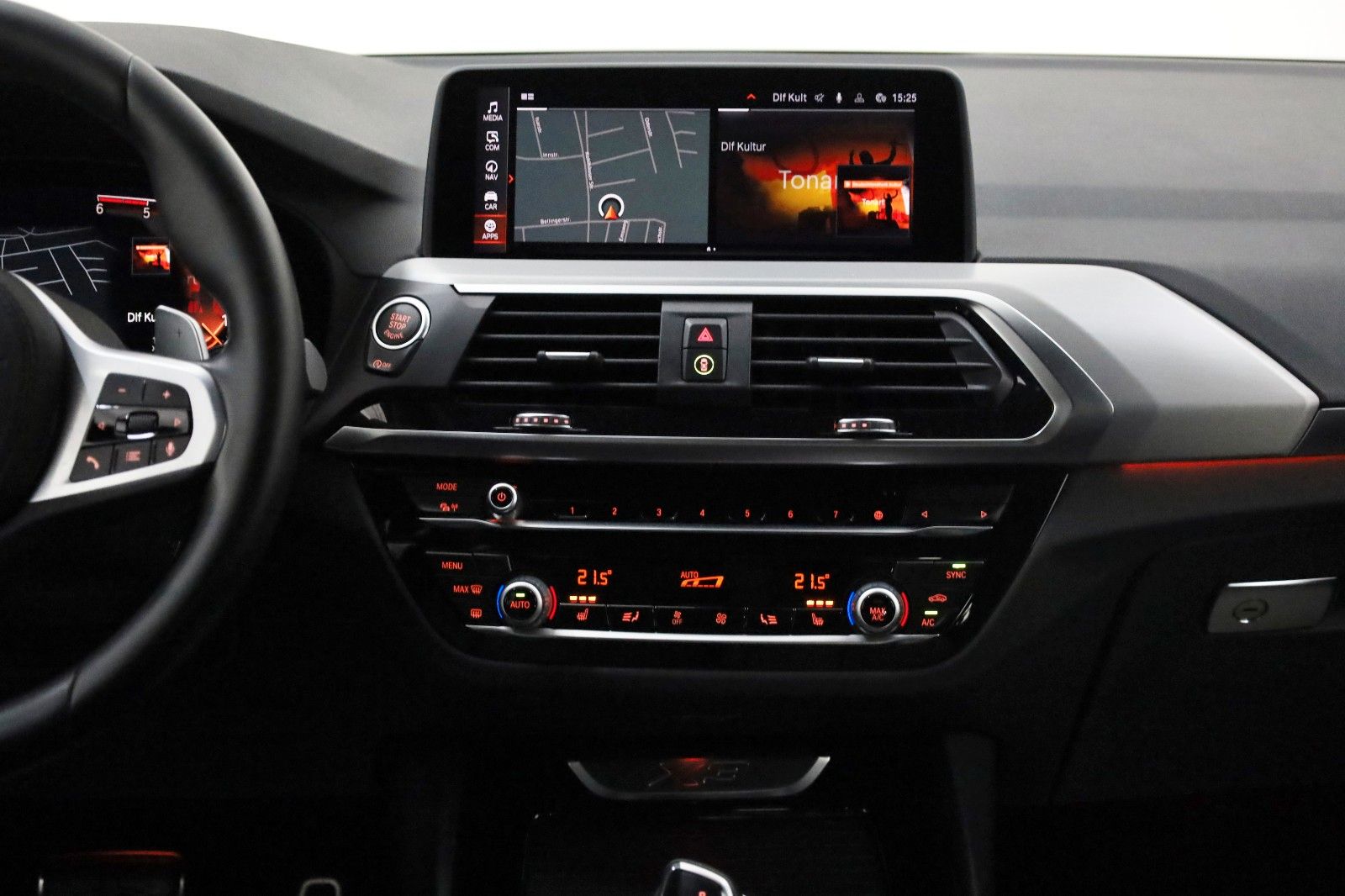 Fahrzeugabbildung BMW X3 xDrive 30d M Sport Leder,Navi,LED,Panorama,SH