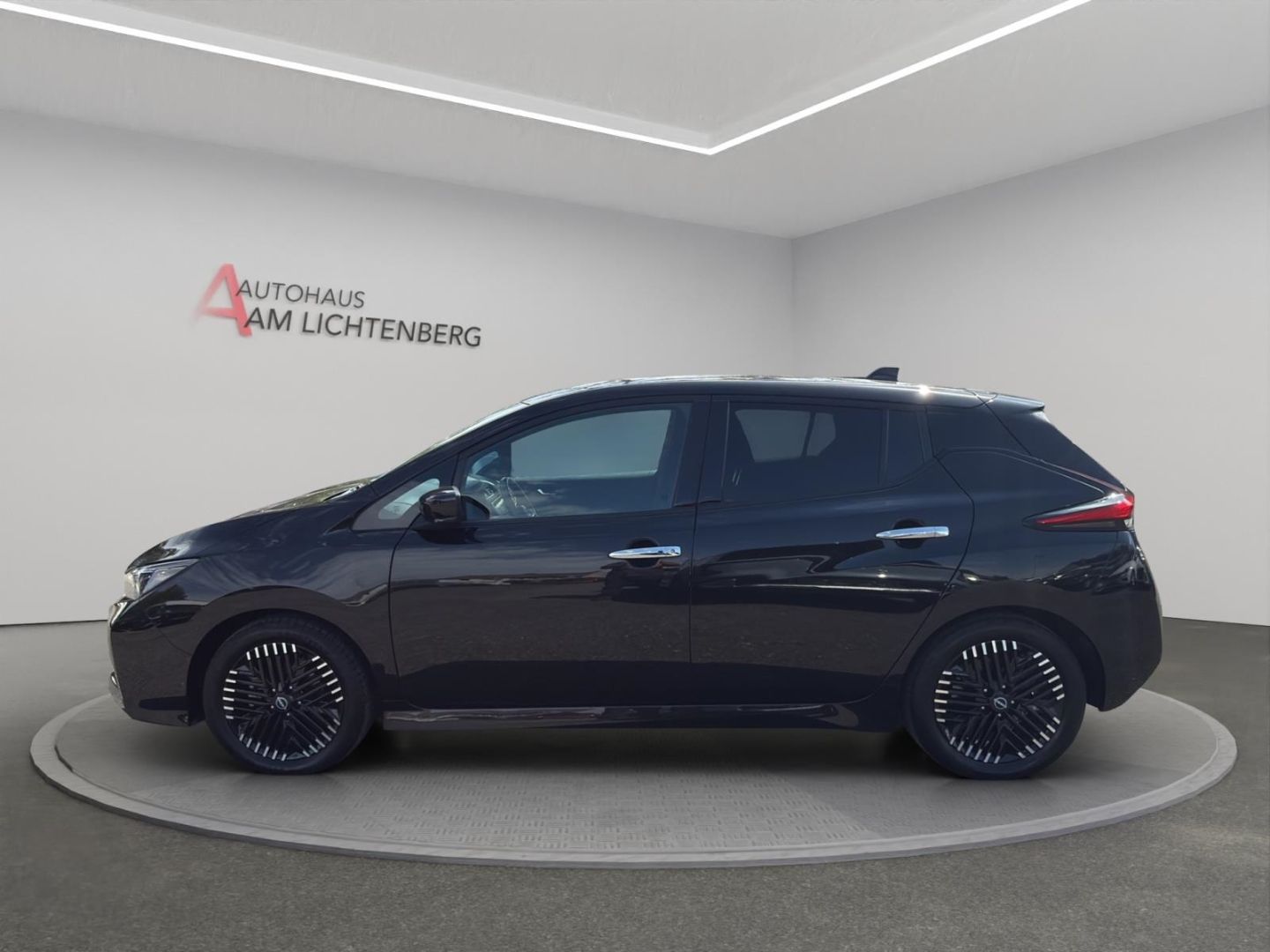 Nissan Leaf 40 kWh N-Connecta NAVI+360KAMERA+KLIMA+SITZ imagem 2
