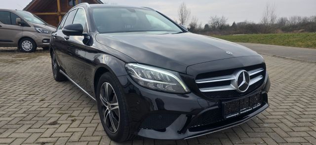 Mercedes-Benz C 180 T *NAVI,LED,SHZ,PDC,TEILLEDER*