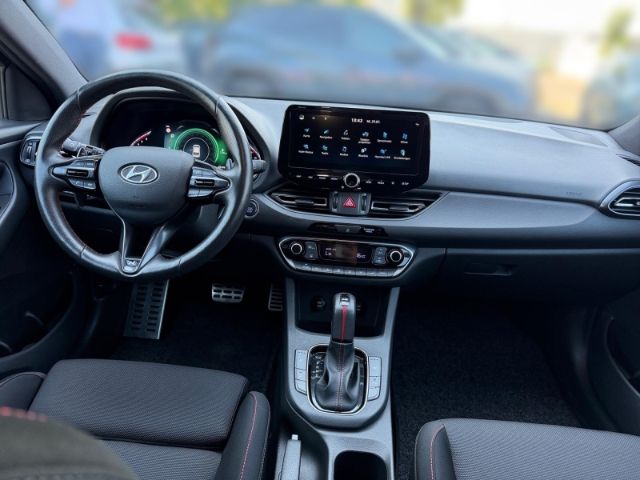 Fahrzeugabbildung Hyundai i30 cw N Line 48V +KLIMA+LED+NAVI+PDC+RFK+SHZ+UV