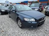 Volvo V50 1.8 F,Leder,Xenon ;Tempomat! - gebrauchte Volvo V50 aus dem Jahr 2008