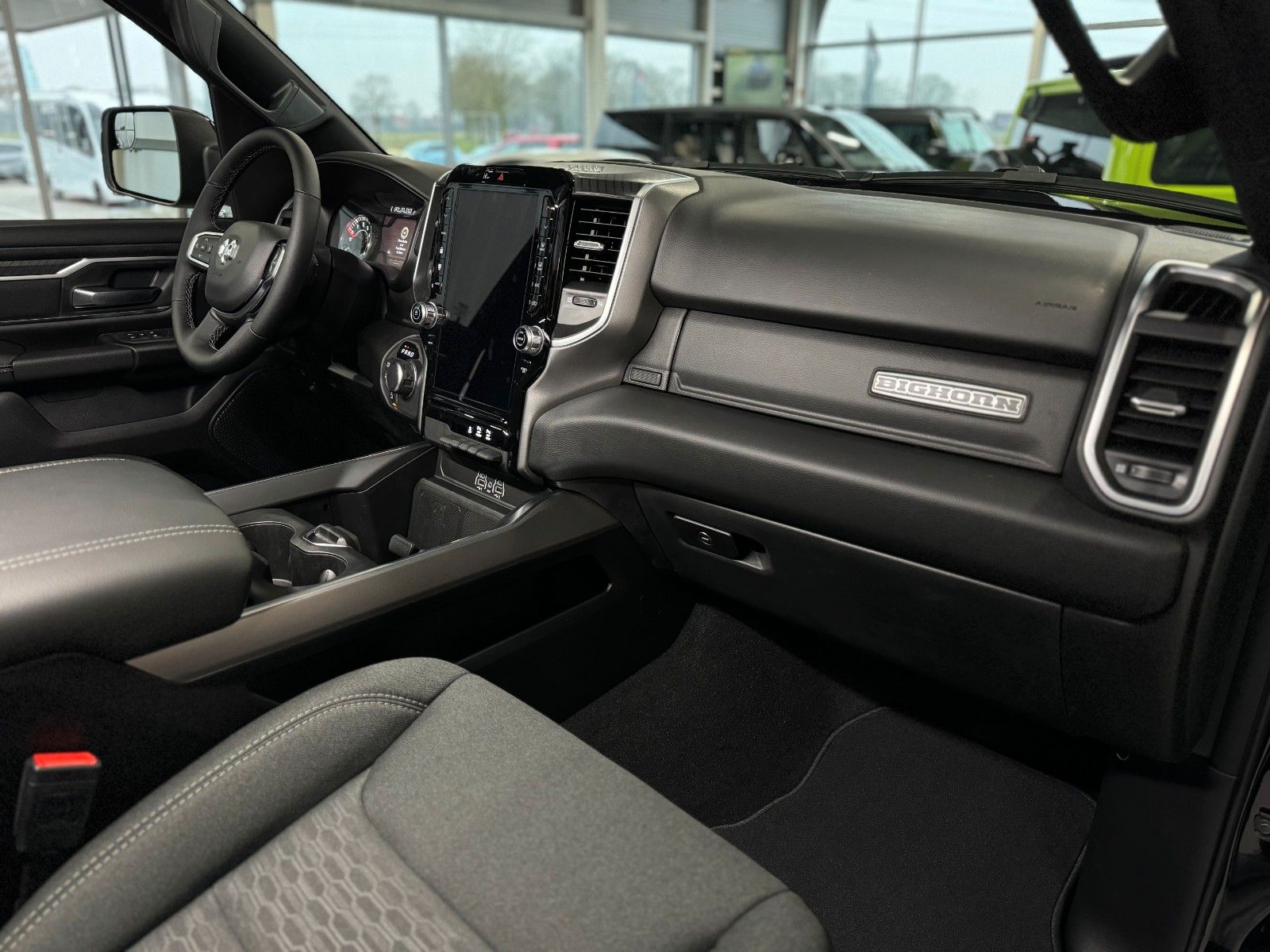 Fahrzeugabbildung Dodge RAM 1500 3,0 Big Horn Night LPG Super-Sale