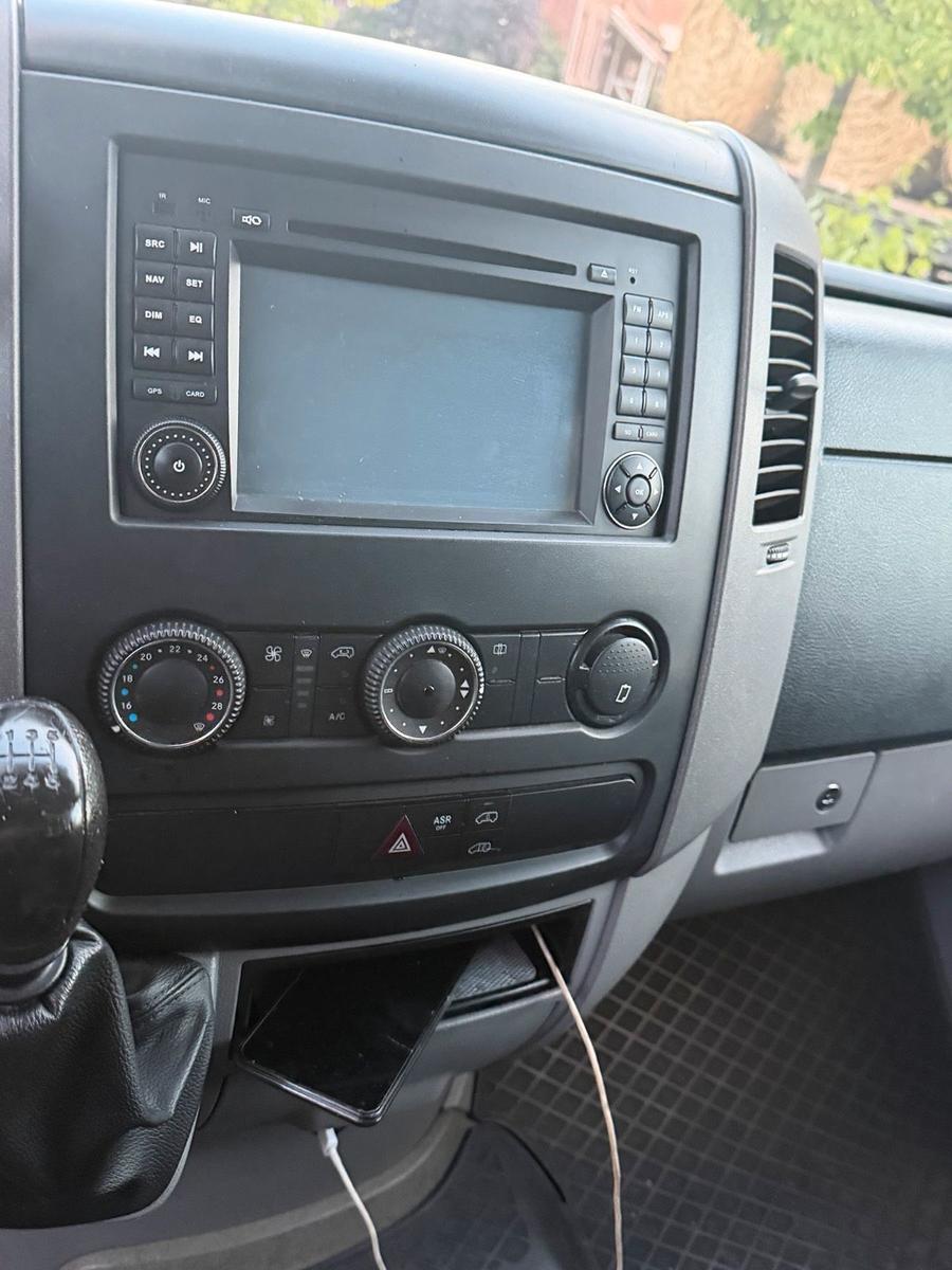 Mercedes-Benz Sprinter 2012 — photo 6