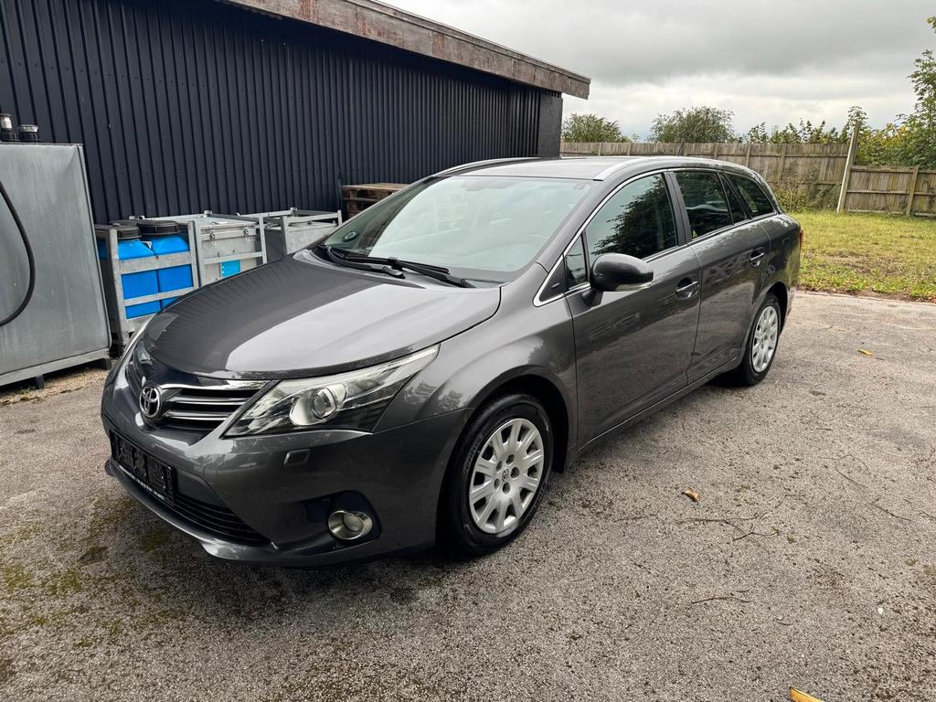 Toyota Avensis 1,8 T2 Touch Automatic Facelift