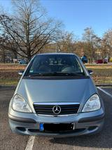 Mercedes-Benz A 140 CLASSIC Lang Classic - schwarze Mercedes-Benz A 140