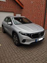 Mercedes-Benz EQA 300 4MATIC -66KW Akku  - Mercedes-Benz EQA: Von Privat