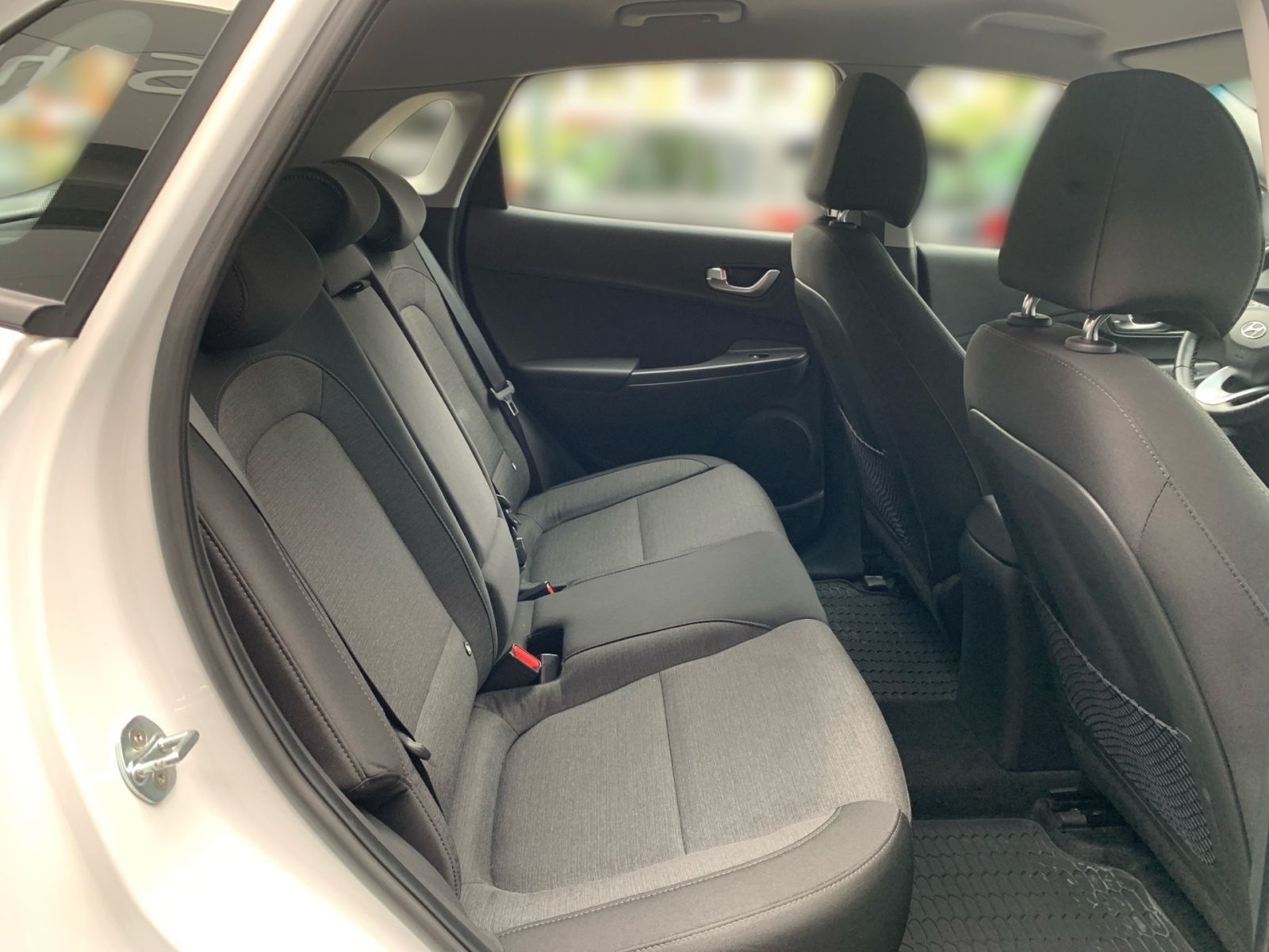 Fahrzeugabbildung Hyundai KONA Select Elektro 11 kW OBC Sitzheizung