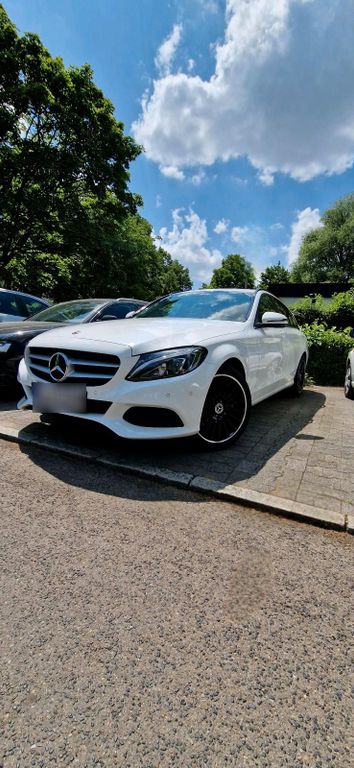Image of Mercedes-Benz C 220