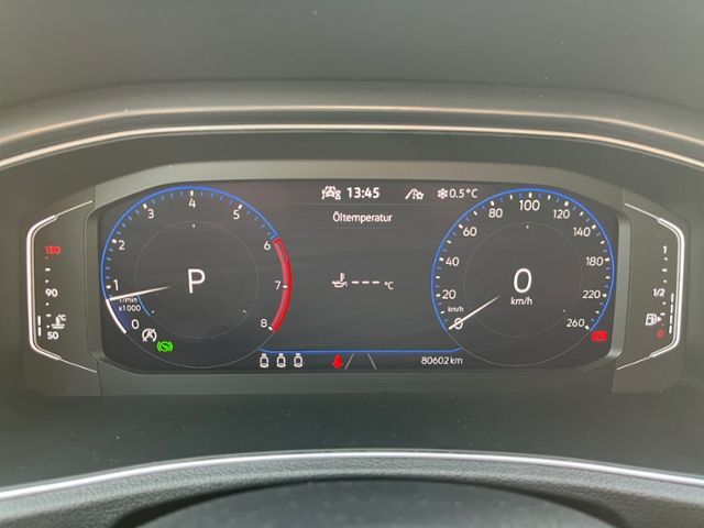 Fahrzeugabbildung Volkswagen T-ROC Sport 1.5 TSI DSG KLIMA LED ALU