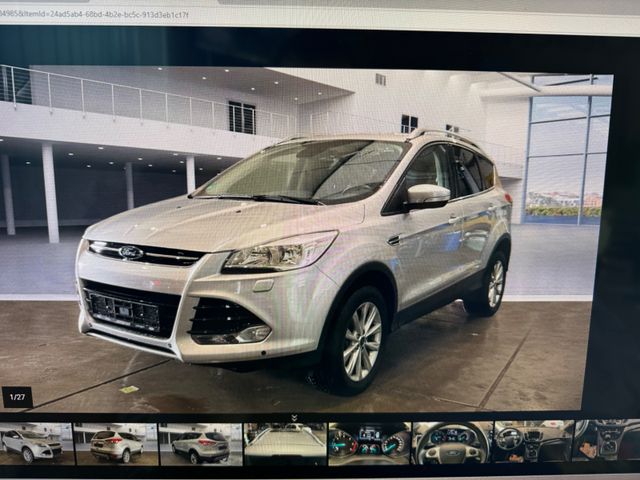 Ford Kuga Titanium 4x4 PANO Navi Kamera Sitzhz 1.HAND