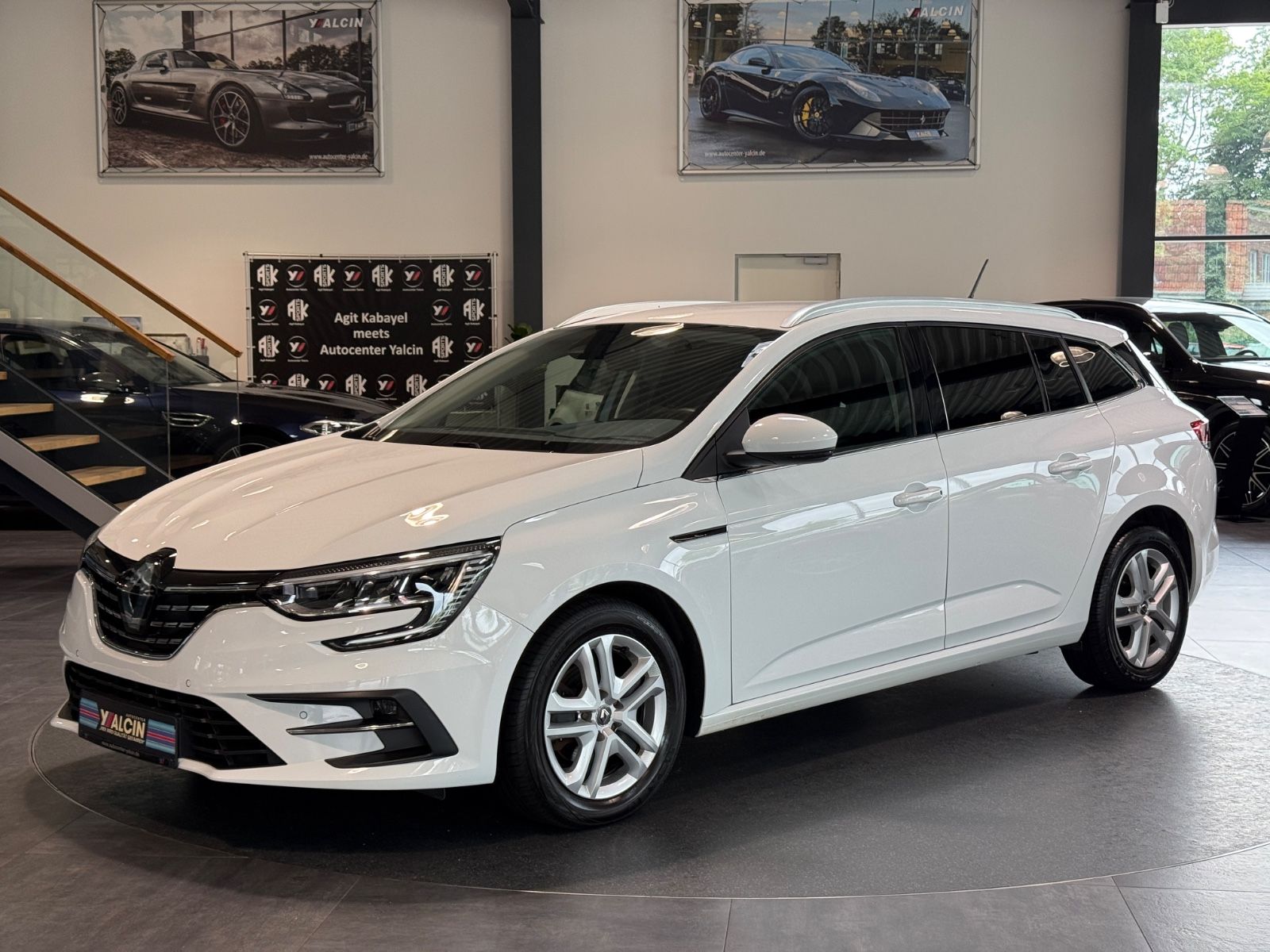 RENAULT Megane - Gebrauchtwagen in Aurich