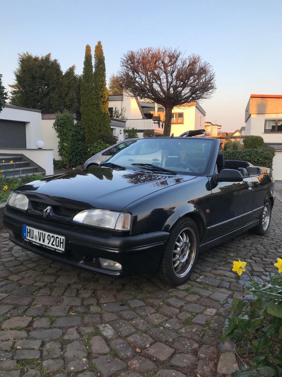 Renault R 19