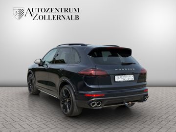 Porsche Cayenne - 4