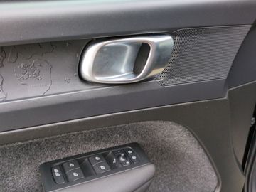 Volvo XC40 - 12