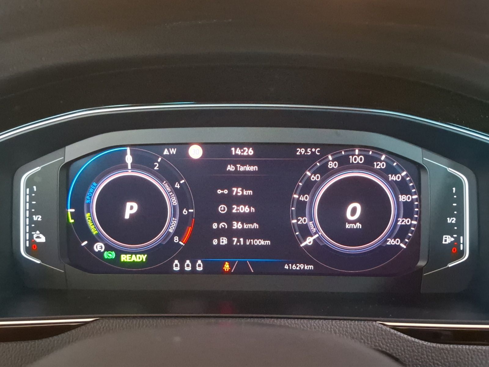 Fahrzeugabbildung Volkswagen Passat Variant GTE DSG Standhzg. Matrix AHK Navi