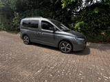 Volkswagen Caddy 1,5TSI 84kW DSG OPF Life AHK App-C. - gebrauchte Volkswagen Caddy aus dem Jahr 2022