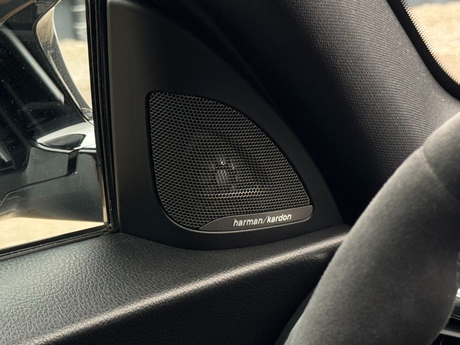 Fahrzeugabbildung BMW M2 CS 1of2200 Carbon Alcan. M-Drivers H&K Kam