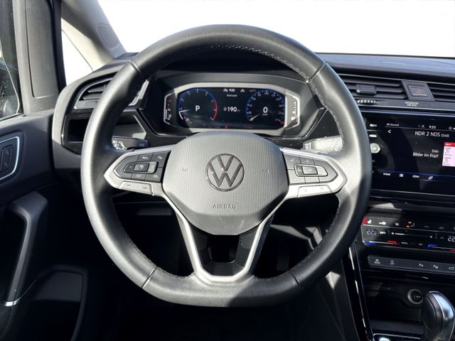 Volkswagen TOURAN TSI 1.5 Highline KAMERA, CARPLAY, SHZ