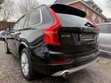 Volvo XC 90 XC90 Momentum AWD - Volvo: 7 Sitzer