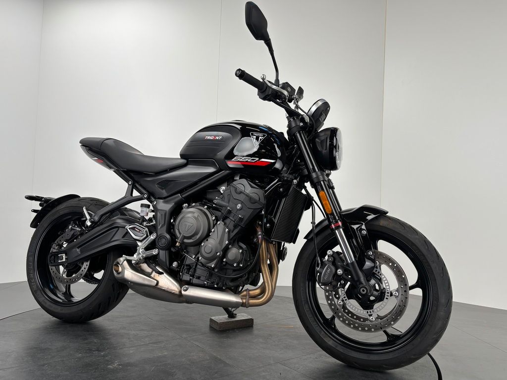 Fahrzeugabbildung Triumph TRIDENT 660 E5+ *TOP-ZUSTAND *QUICKSHIFTER