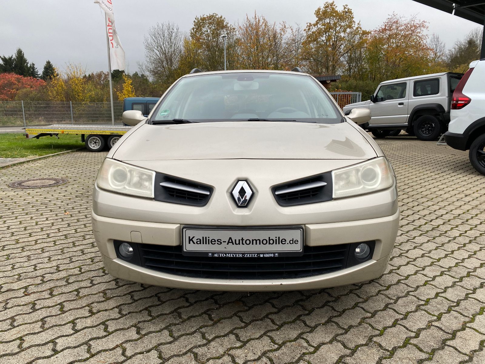 Fahrzeugabbildung Renault Megane Avantage 1.6 KLIMA+1.HAND+KLIMA+INSP.-NEU