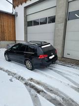 Volkswagen Golf 1.6 TDI BMT LOUNGE Variant LOUNGE - Volkswagen Golf mit Diesel-Antrieb: Kombi, 1.6