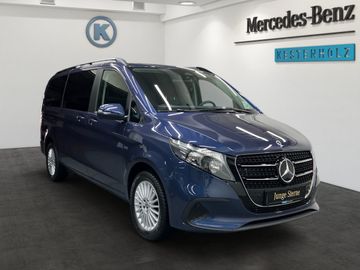 Mercedes V 220 - 3