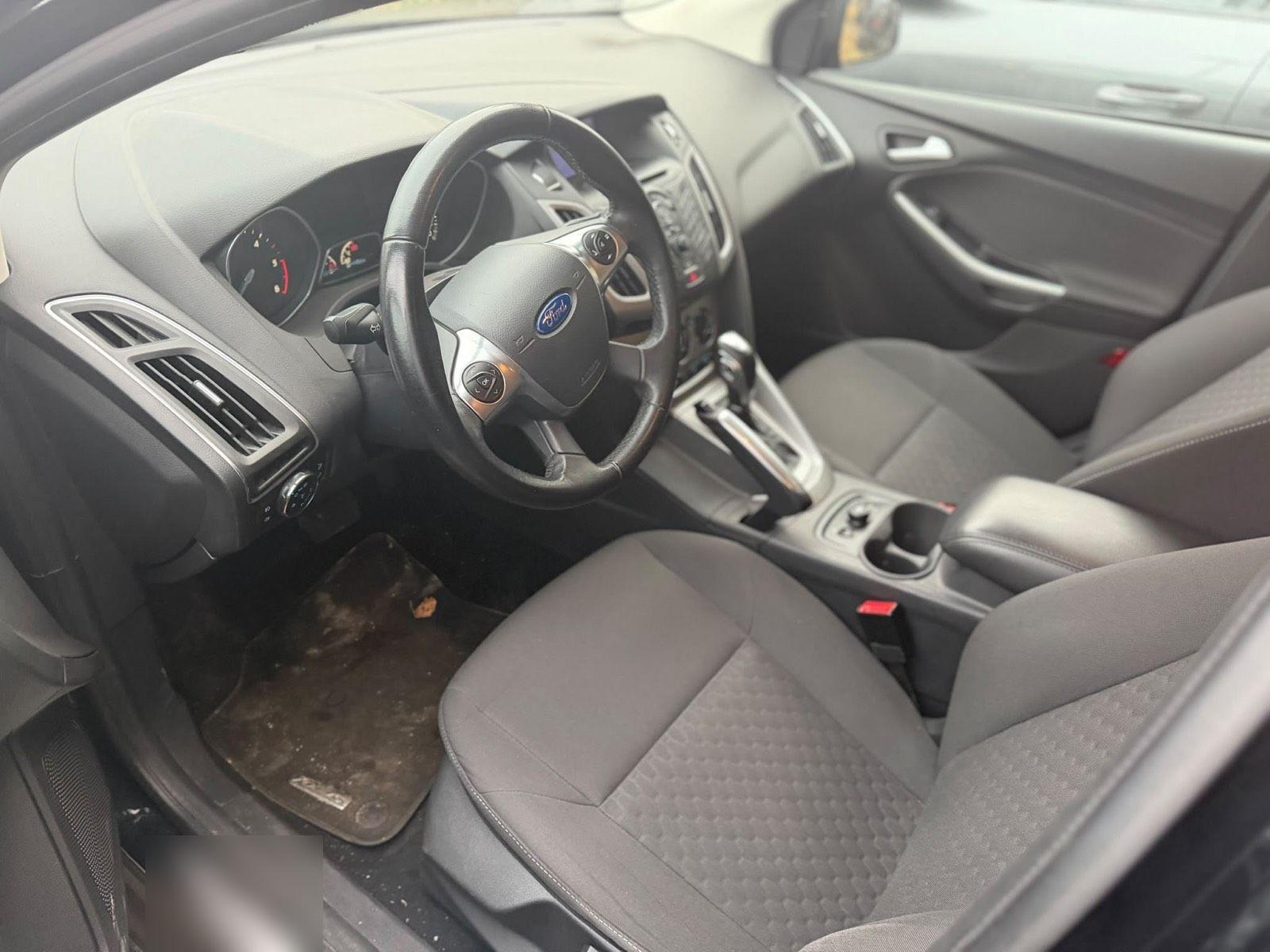 Ford Focus 2013 — photo 6