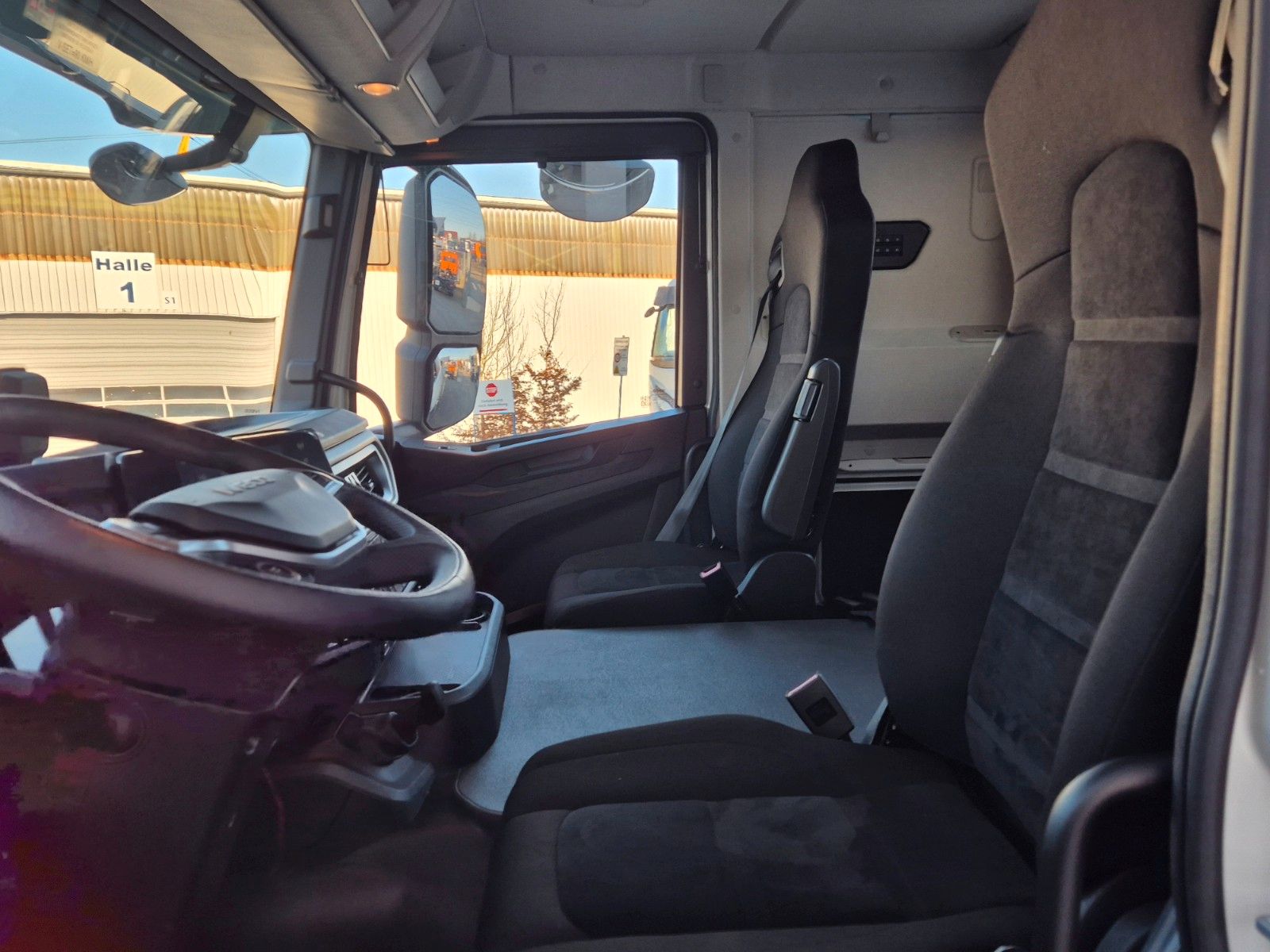 Fahrzeugabbildung Iveco AT190T36W/P 4x4 Allrad Meiller AHK Hydraulik