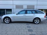 Mercedes-Benz C 180 T-Modell Kompressor*SHZ*MFL*Leder*Klima - Mercedes-Benz C 180: Kompressor
