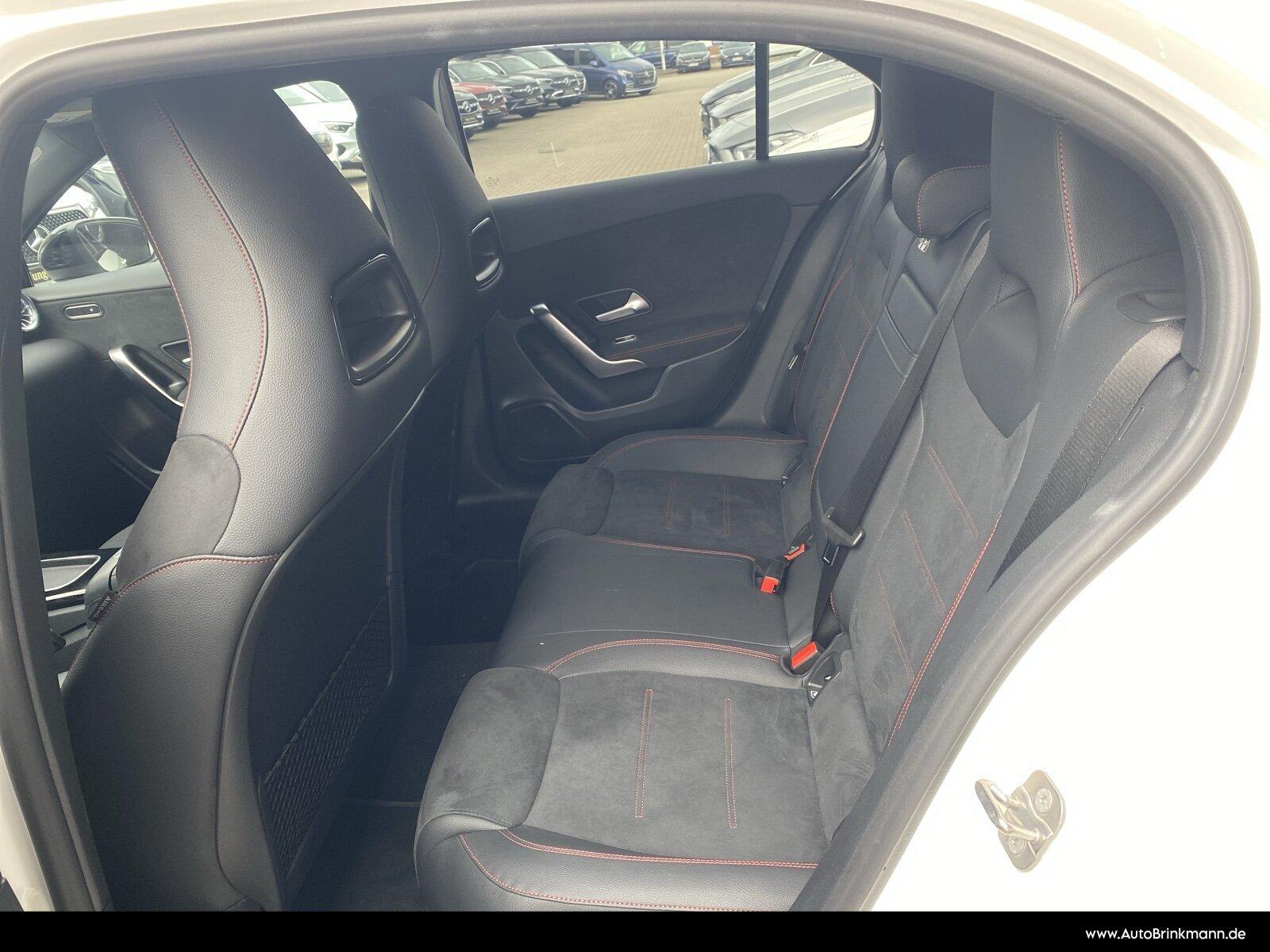 Mercedes-Benz A 250 e AMG-LINE/NIGHT/19"/MULTIBEAM/DISTRONIC
