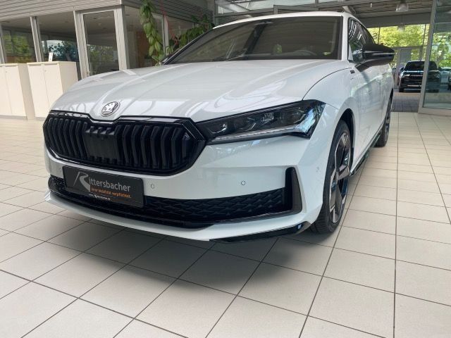 Skoda Superb Combi Sportline 1,5 TSI iV 150 kW 6-Gang- imagem 2